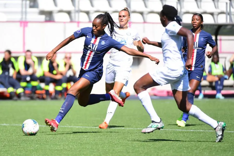 D1 Féminine : deux cartons et des leçons