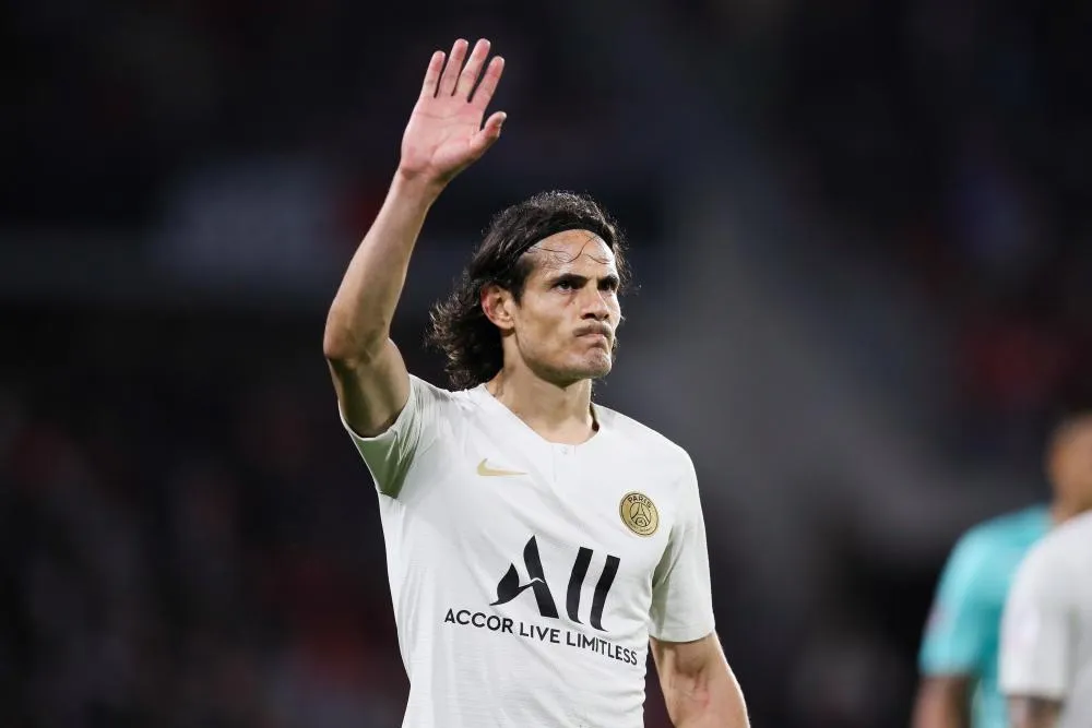 Trois semaines d’absence minimum pour Cavani