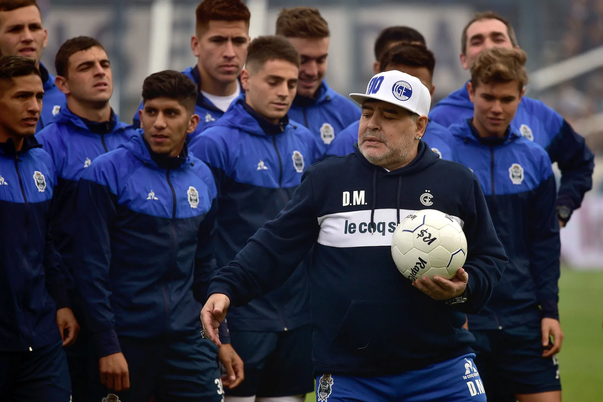 Première victoire de la saison pour Maradona avec le Gimnasia La Plata