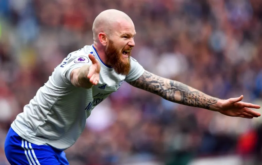 Aron Gunnarsson, capitaine de l'Islande, forfait contre les Bleus