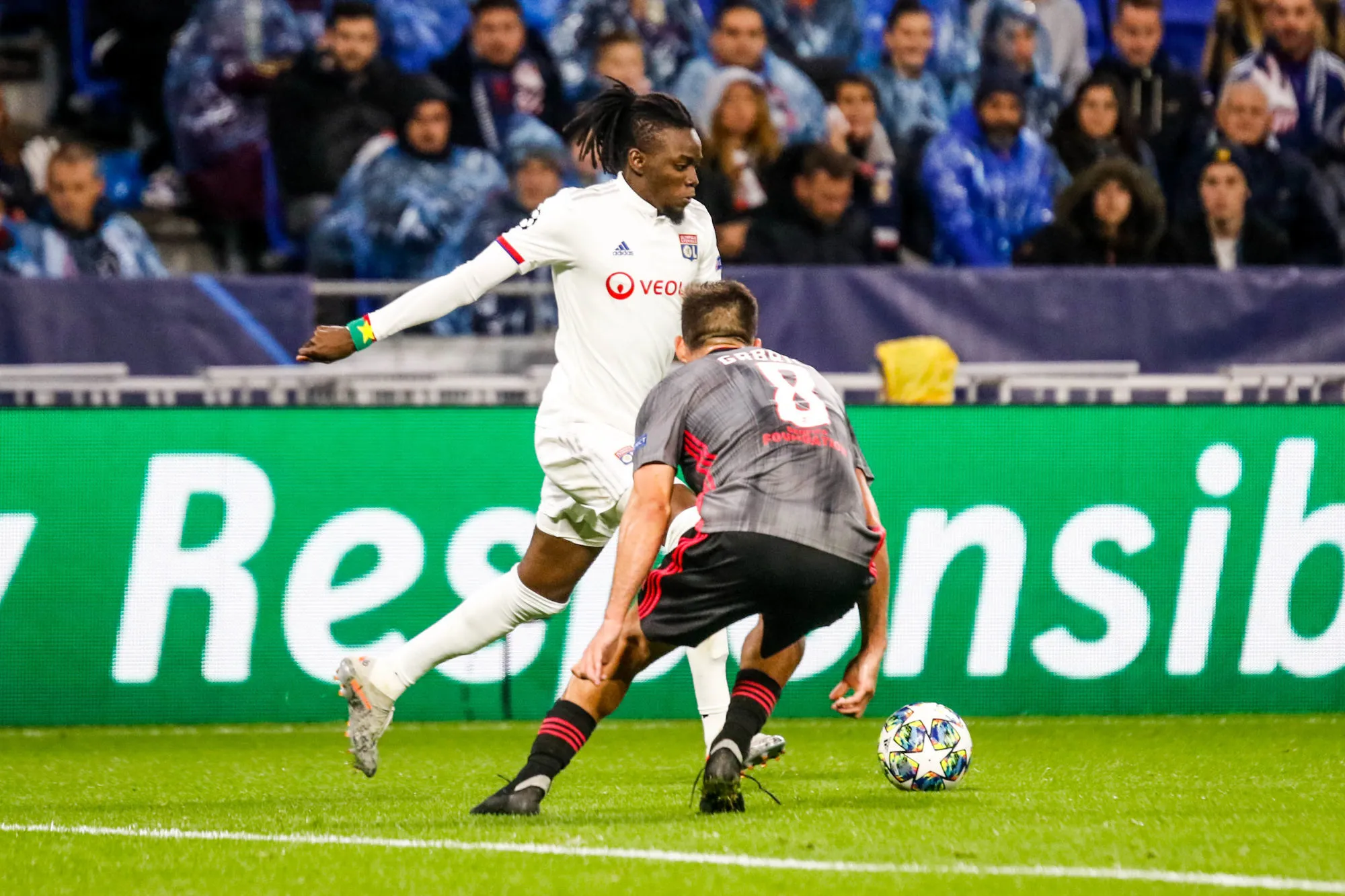 Bertrand Traoré, buteur, mais cambriolé pendant le match contre le Benfica