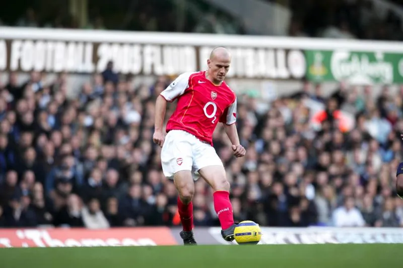 Pascal Cygan, Arsenal et 10 top models russes sont dans un hôtel&#8230;