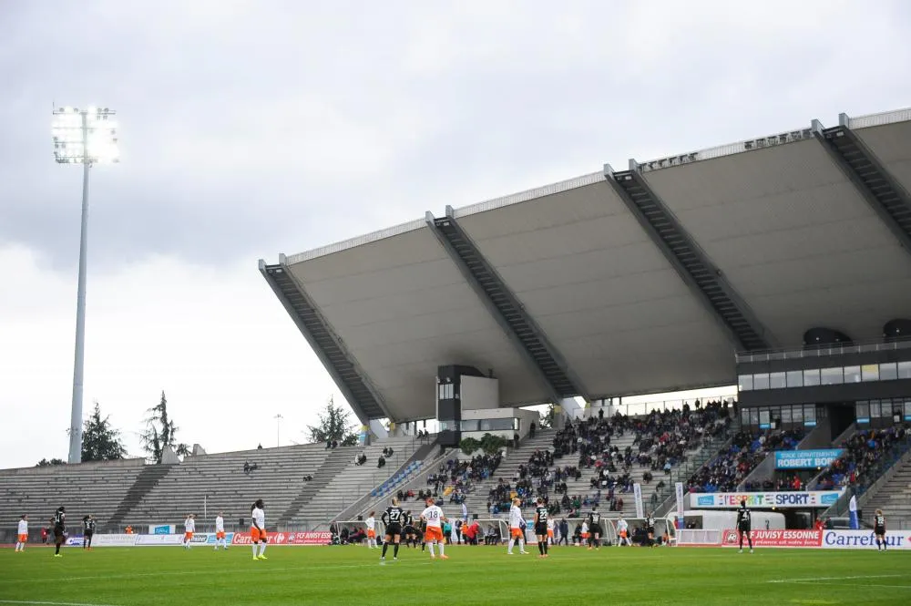 Mais qui es-tu le stade Robert-Bobin de Bondoufle ?