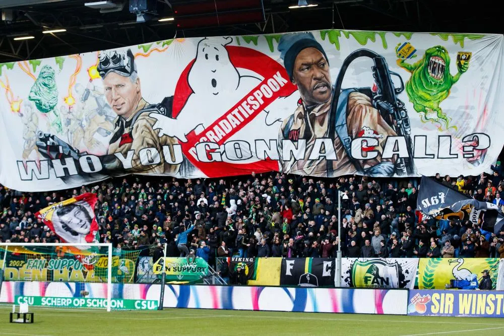 Quand les supporters de La Haye arrêtent l&rsquo;entraînement pour parler tactique