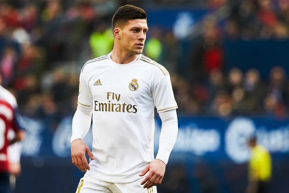 Luka Jović interpellé après avoir brisé la quarantaine du Real Madrid