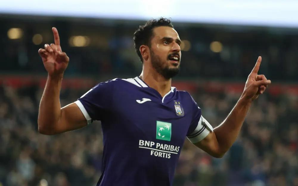 Nacer Chadli veut rester en Belgique