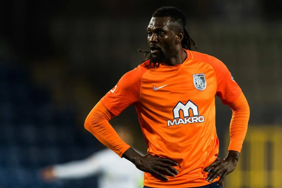 Adebayor et Olimpia, c'est déjà fini