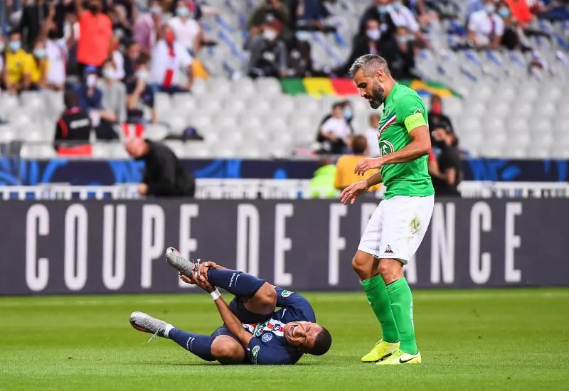 Mbappé blessé à la cheville