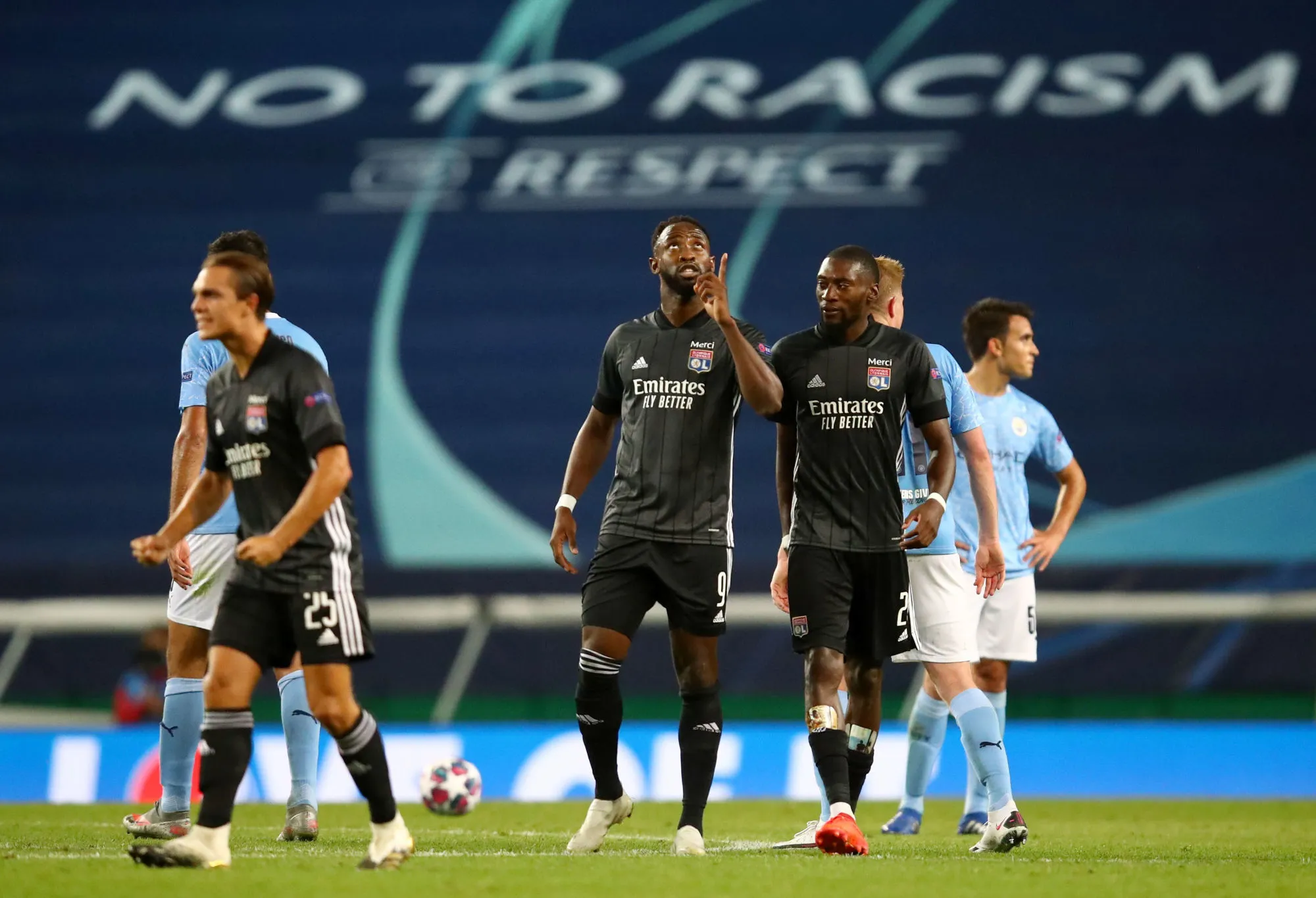 Lyon bat Manchester City et se qualifié pour les demies de C1 !