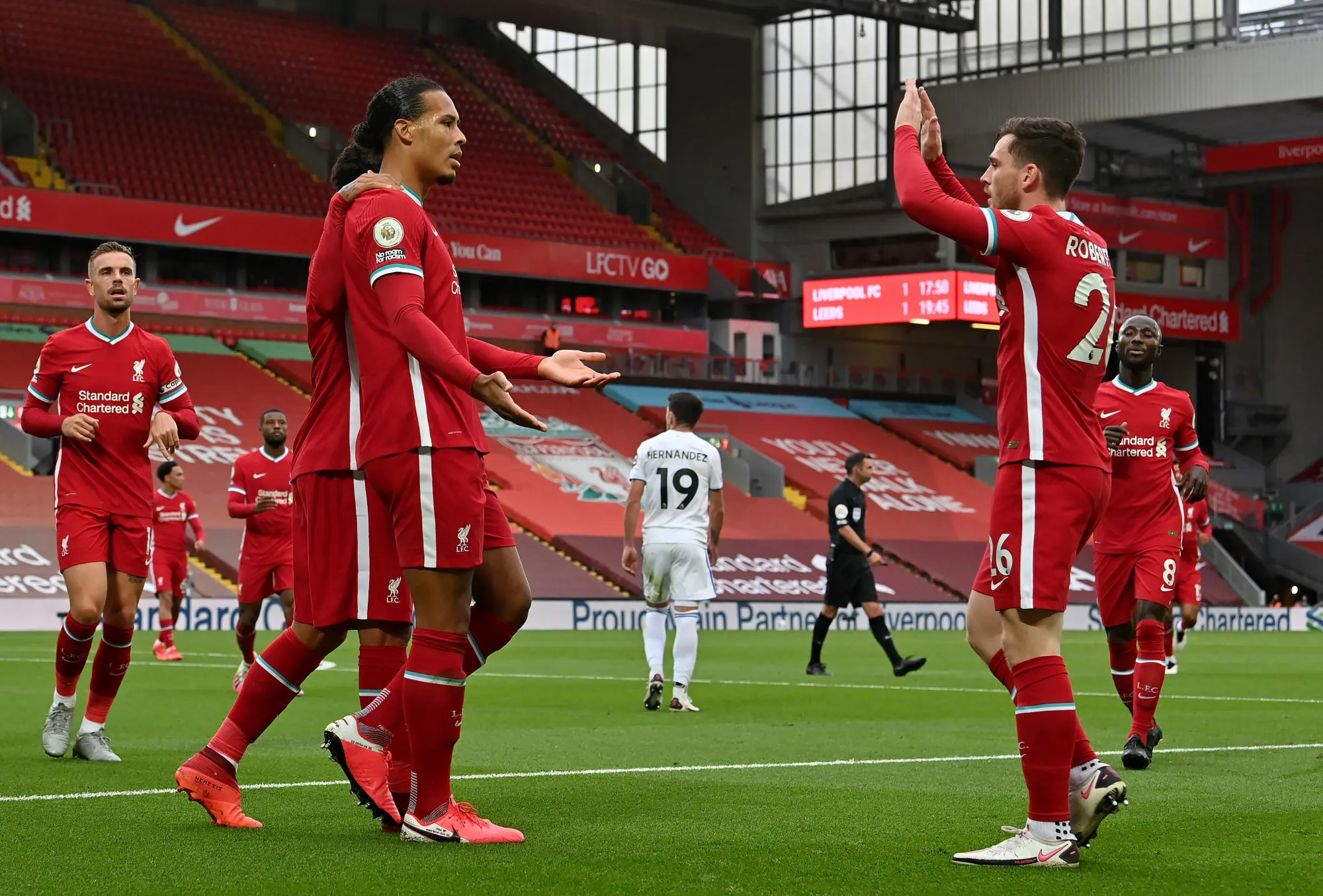 Liverpool bat Leeds dans un match spectaculaire à sept buts