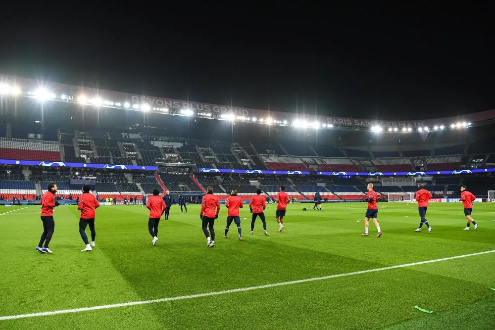 Match arrêté entre le PSG et Istanbul Başakşehir