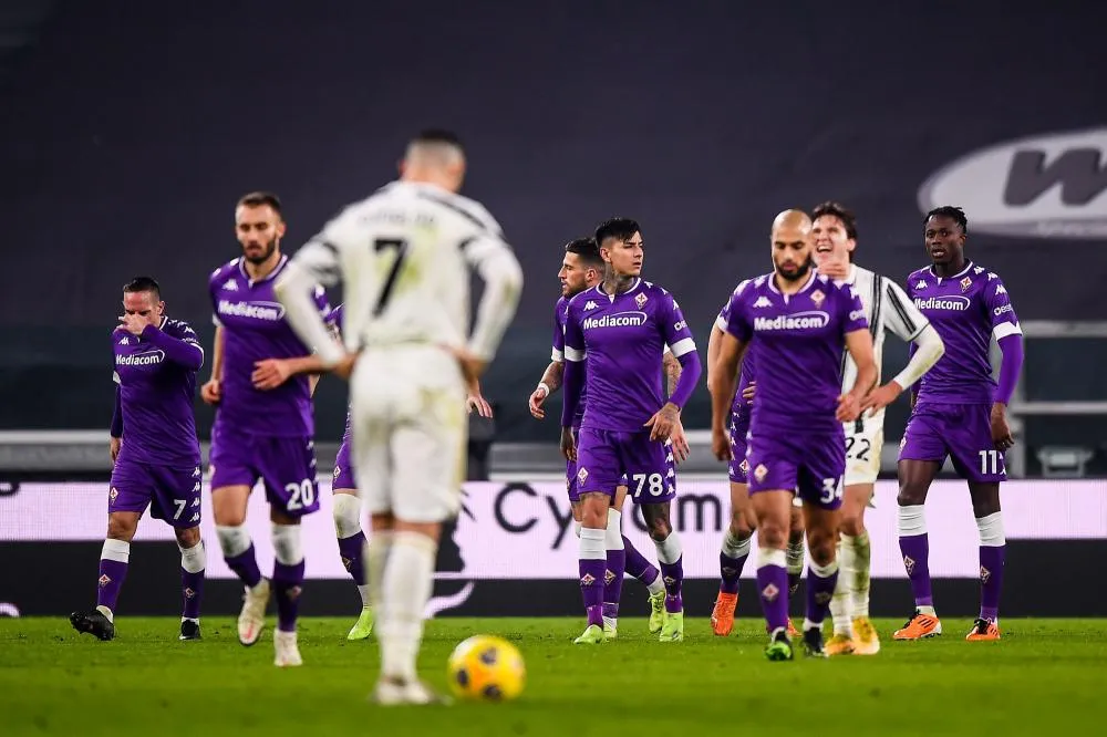 Un curé rend hommage aux buteurs de la Fiorentina face à la Juventus lors de la messe de Noël