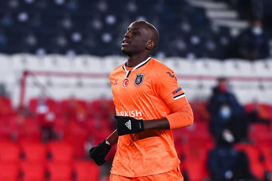 Demba Ba quitte Istanbul Başakşehir