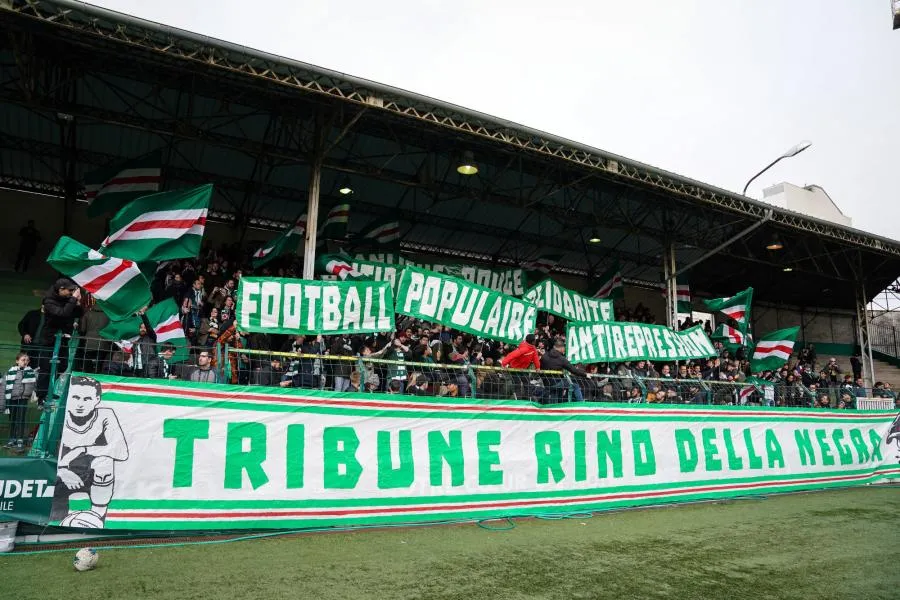 Les ultras du Red Star et de Créteil dénoncent l'horaire des matchs de N1