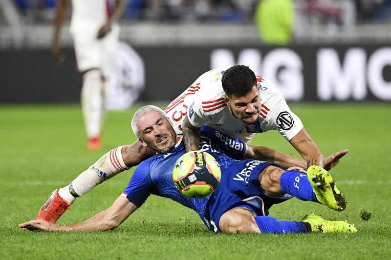 À dix contre onze, l&rsquo;OL se contente d&rsquo;un point contre Lorient