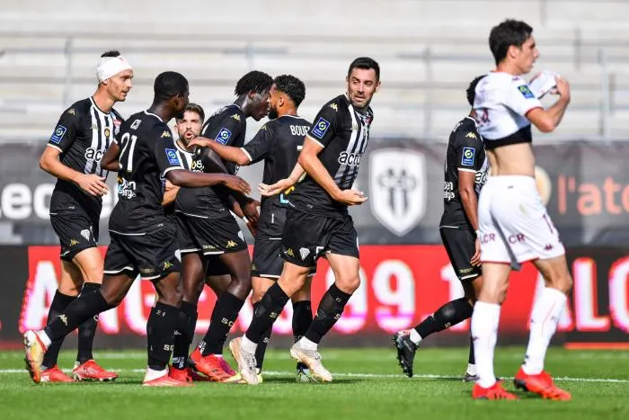 Angers renverse Metz