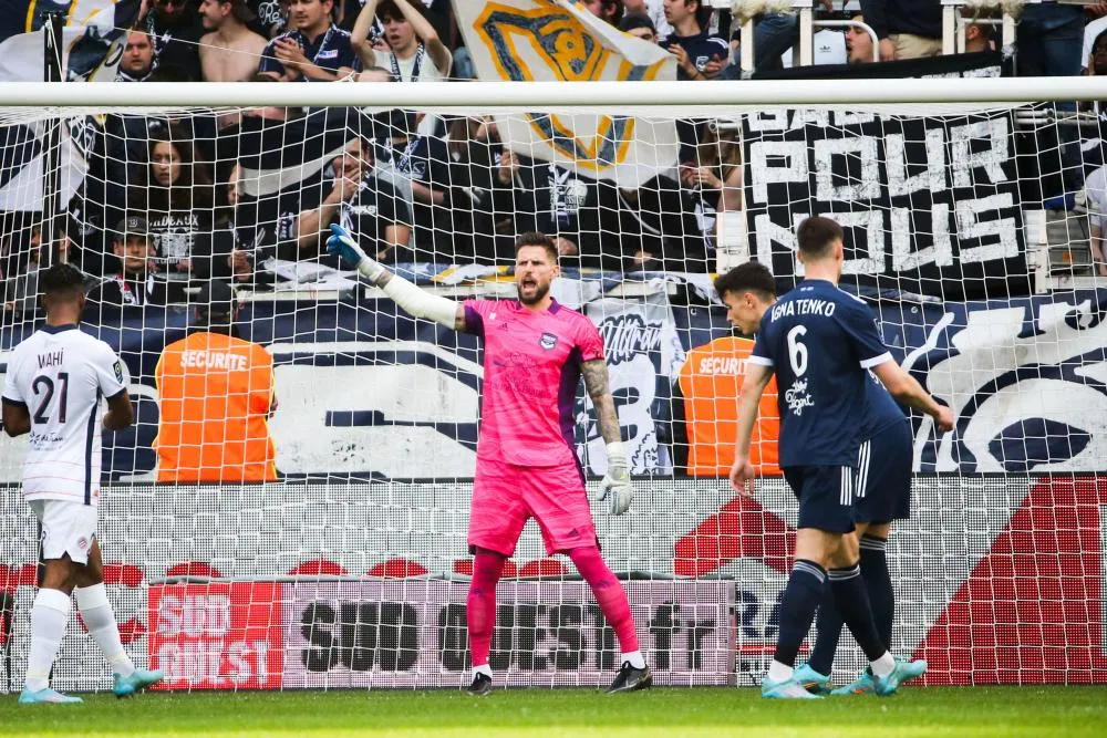 Défait à 11 contre 9, Bordeaux touche le fond contre Montpellier