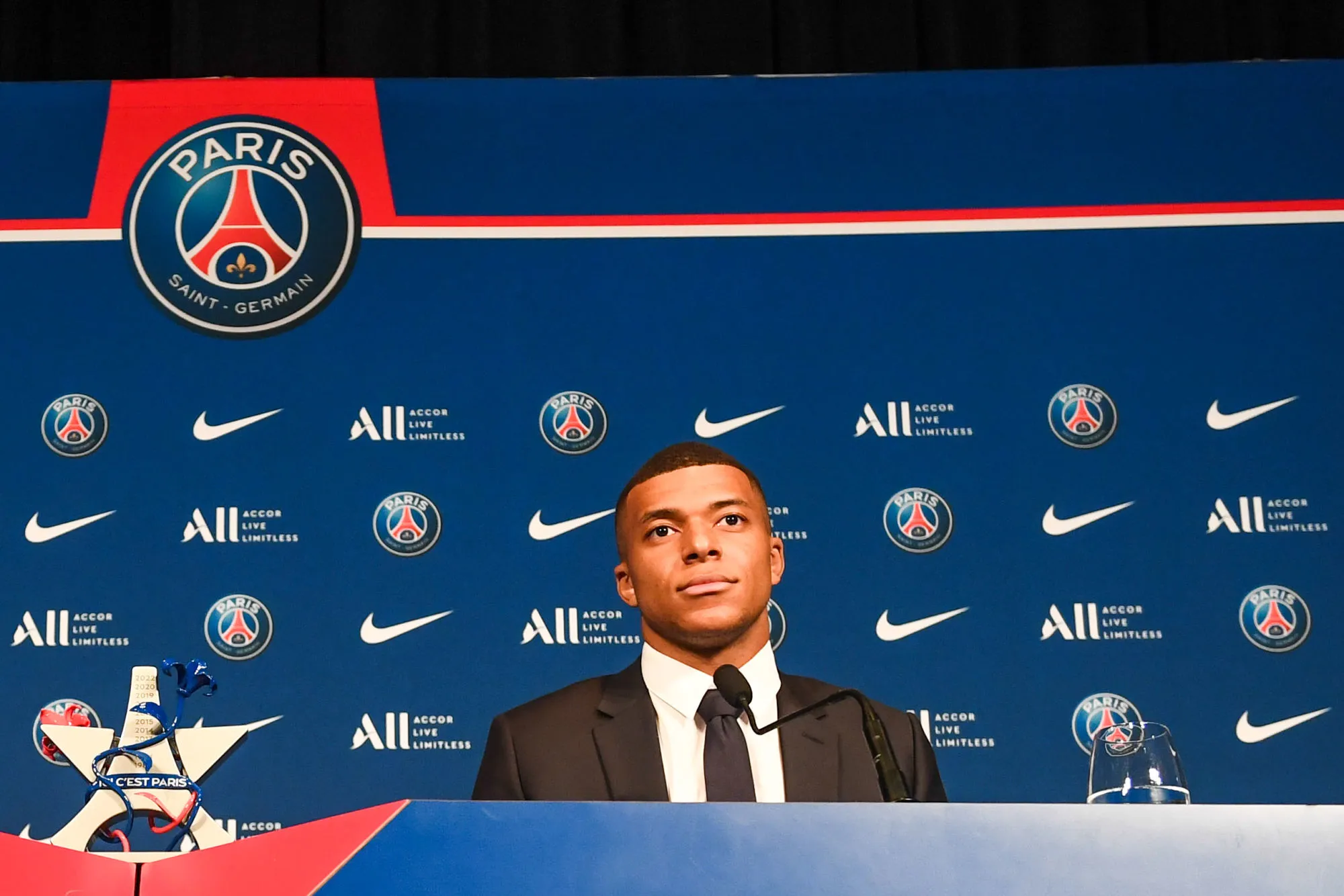 Mbappé : «<span style="font-size:50%">&nbsp;</span>On a parlé des mois de sportif, des heures d&rsquo;image et des minutes d&rsquo;argent<span style="font-size:50%">&nbsp;</span>»