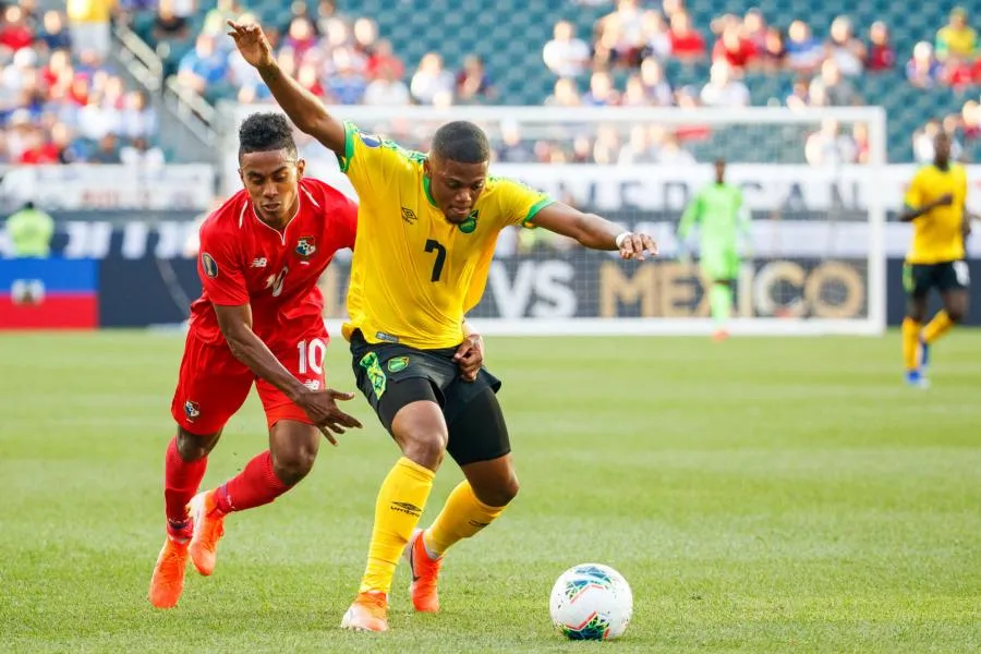 Leon Bailey quitte son match après le grave accident vécu par sa famille