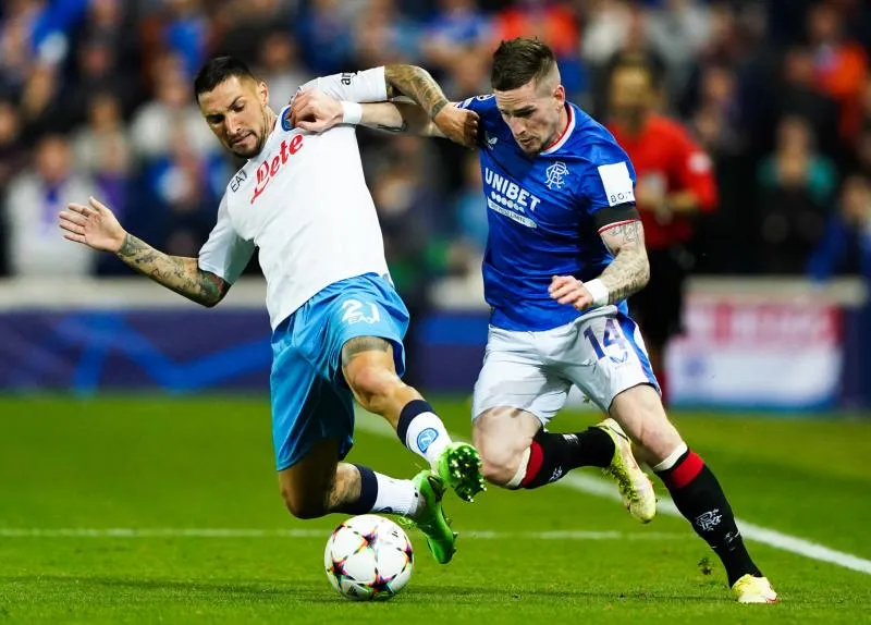 Le Napoli gère les Glasgow Rangers