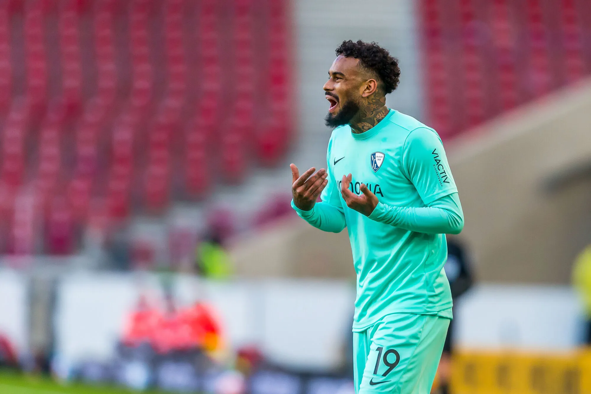 Jürgen Locadia s'exprime après son départ d'Iran