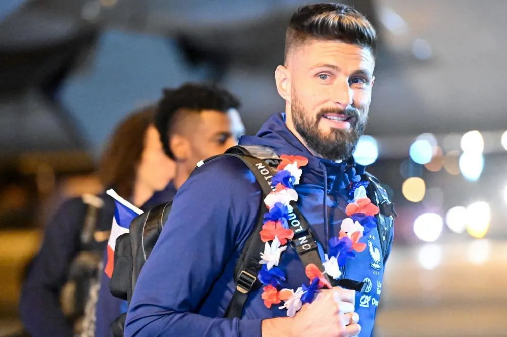 Olivier Giroud esquive un échange de maillots