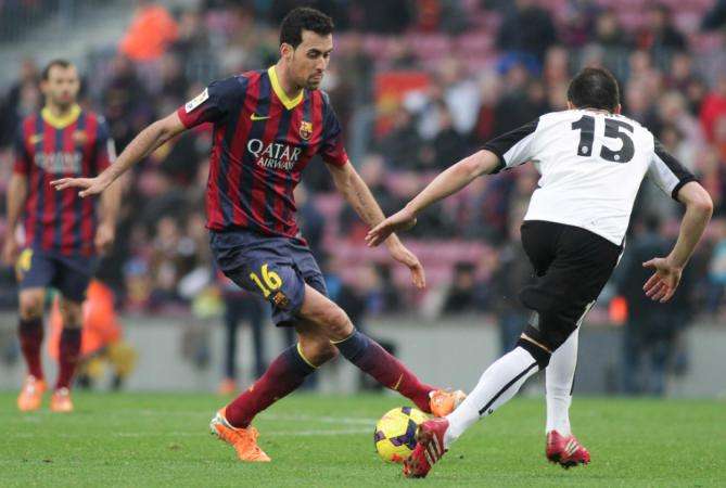 Busquets assassine le Mestalla