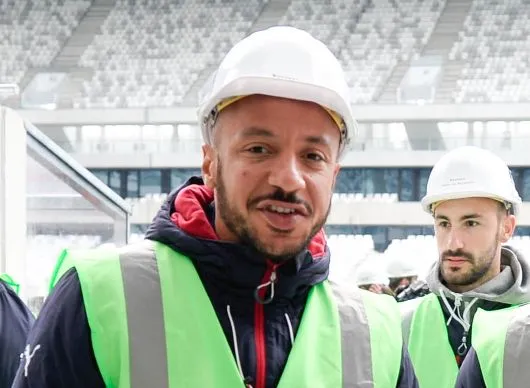 Julien Faubert signe en Écosse