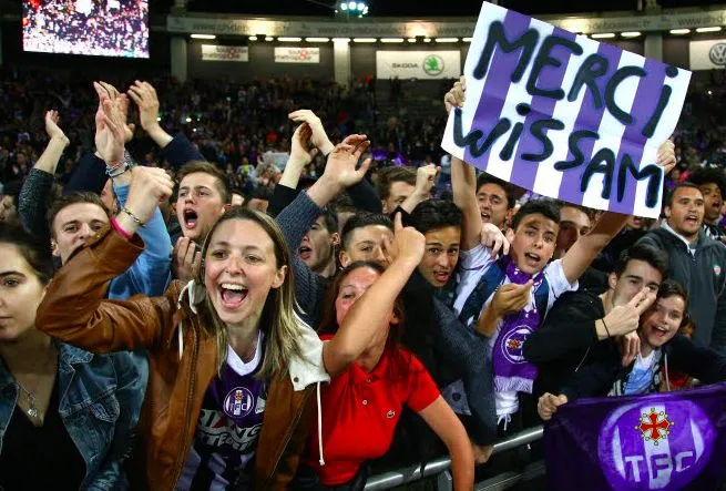 Toulouse : une marée violette à Angers