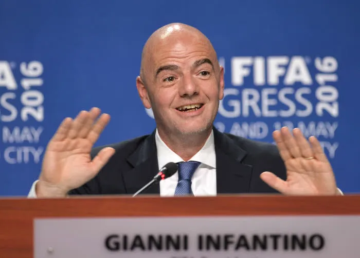 Infantino évoque son salaire