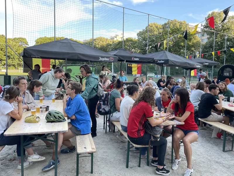 On a regardé France-Belgique avec la BBFL à Bruxelles